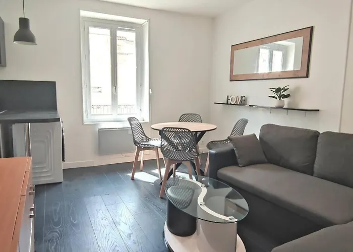 Charmant Cocon Au Coeur De Reims